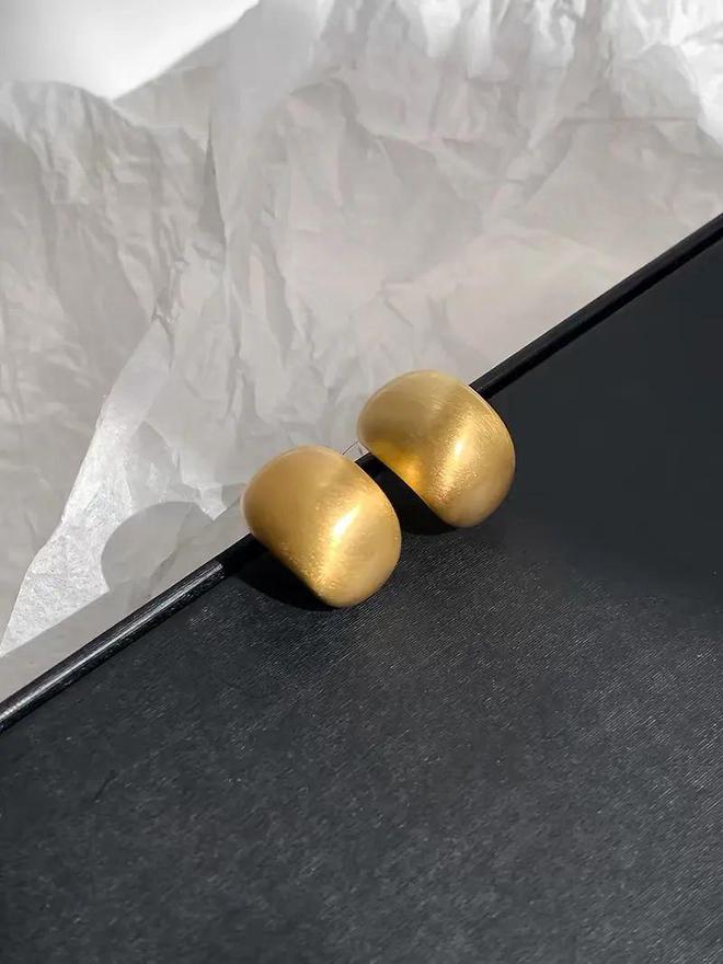 富贵耳环惊艳住了谁戴都好看！开元棋牌网站被这10对中古(图2)