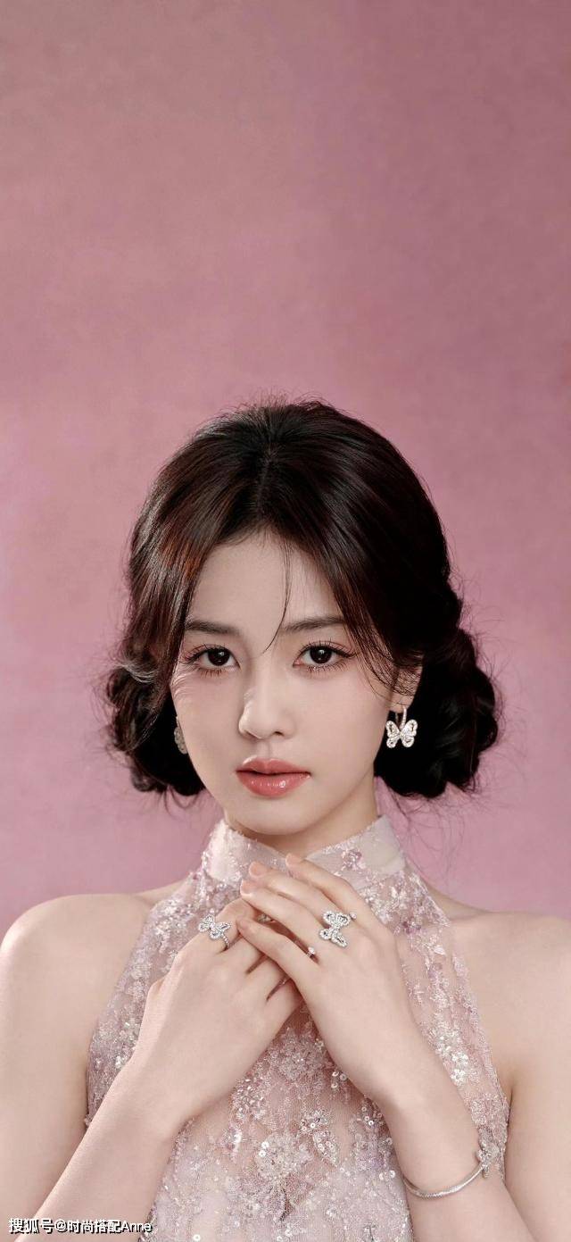 尚写真粉色蕾丝旗袍优雅迷人ky开元棋牌白鹿端午节时(图12)