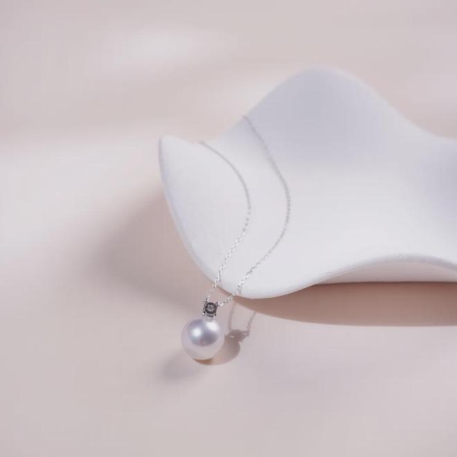 季专场不必翻遍首饰盒一颗珍珠搞定所有场合开元棋牌网站满就赠！国货珍珠之光阮仕秋(图18)